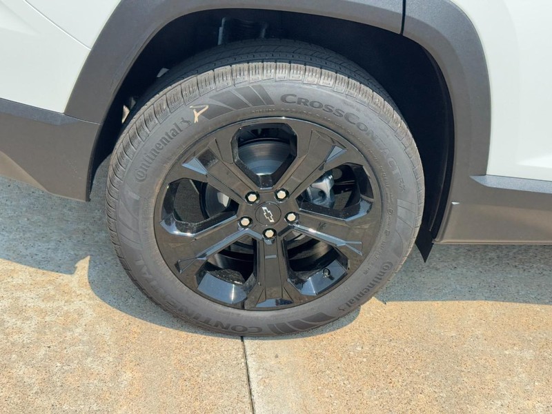 Chevrolet Equinox Vehicle Image 04
