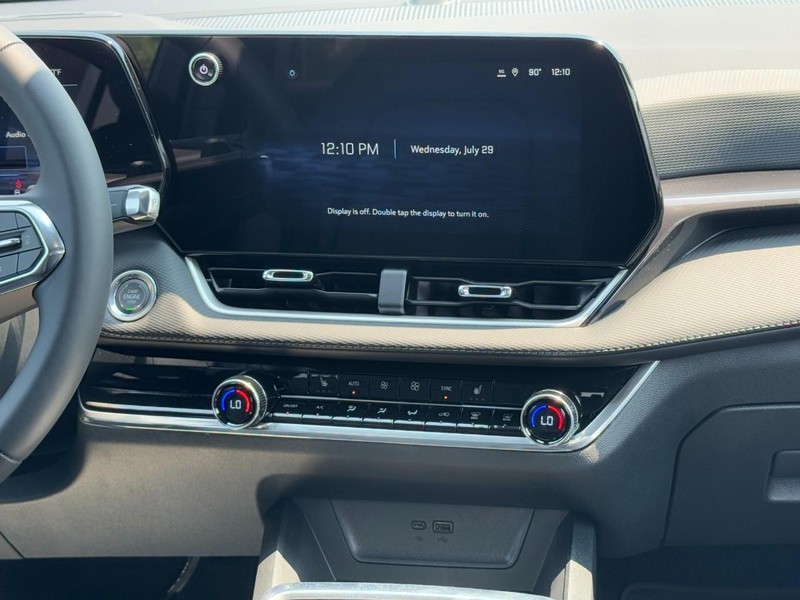 Chevrolet Equinox Vehicle Image 08