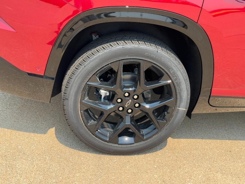 Chevrolet Traverse Vehicle Image 04