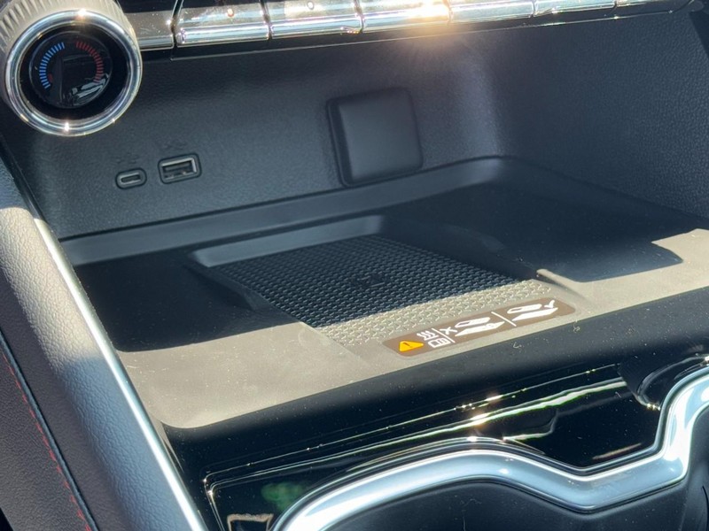 Chevrolet Traverse Vehicle Image 13