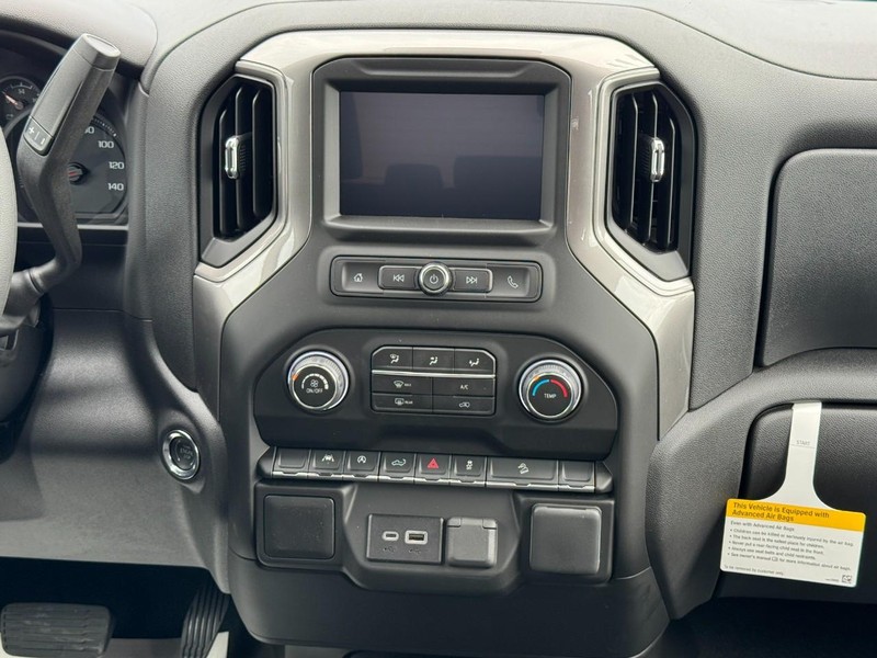 Chevrolet Silverado 1500 Vehicle Image 08