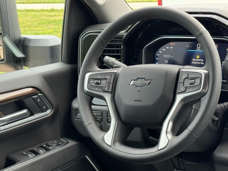 Chevrolet Silverado 2500HD Vehicle Image 07