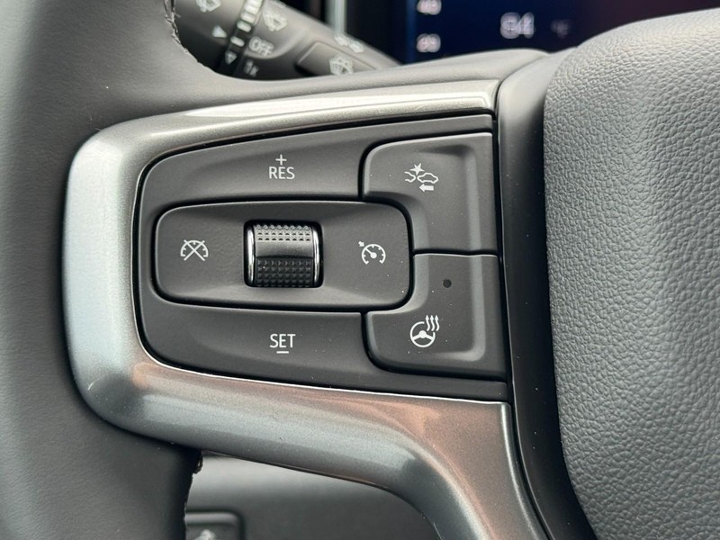 Chevrolet Silverado 2500HD Vehicle Image 10