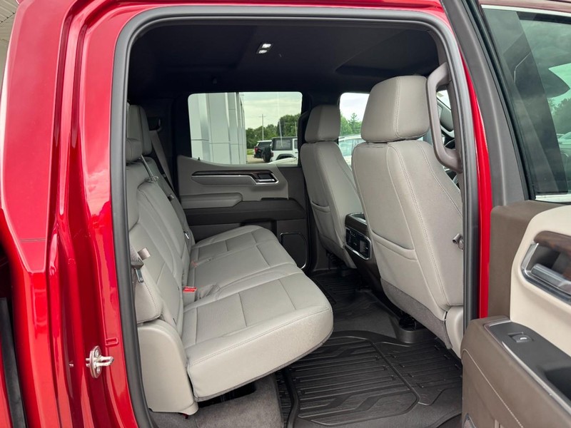 GMC Sierra 1500 Vehicle Image 10