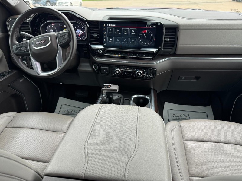 GMC Sierra 1500 Vehicle Image 11
