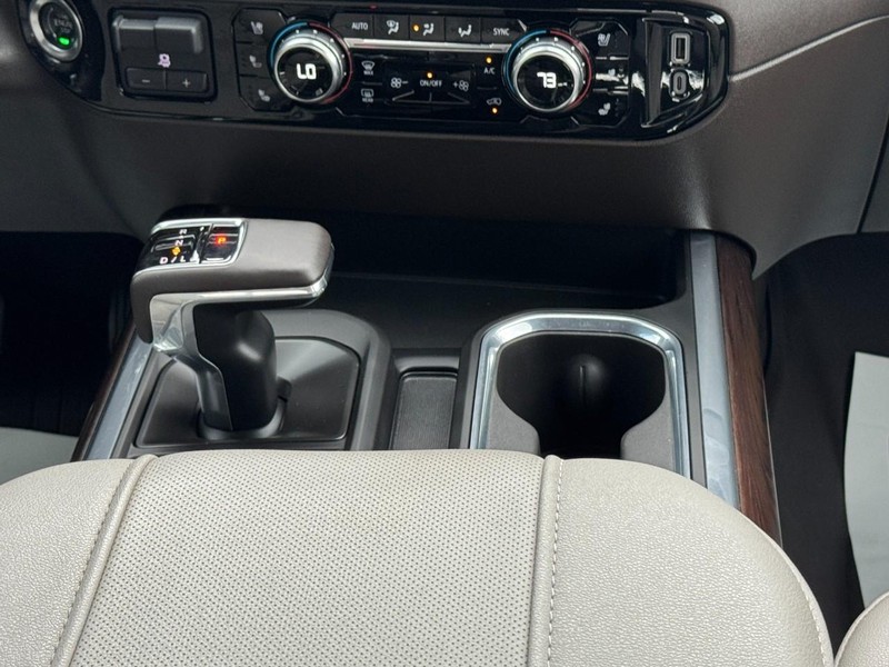 GMC Sierra 1500 Vehicle Image 14