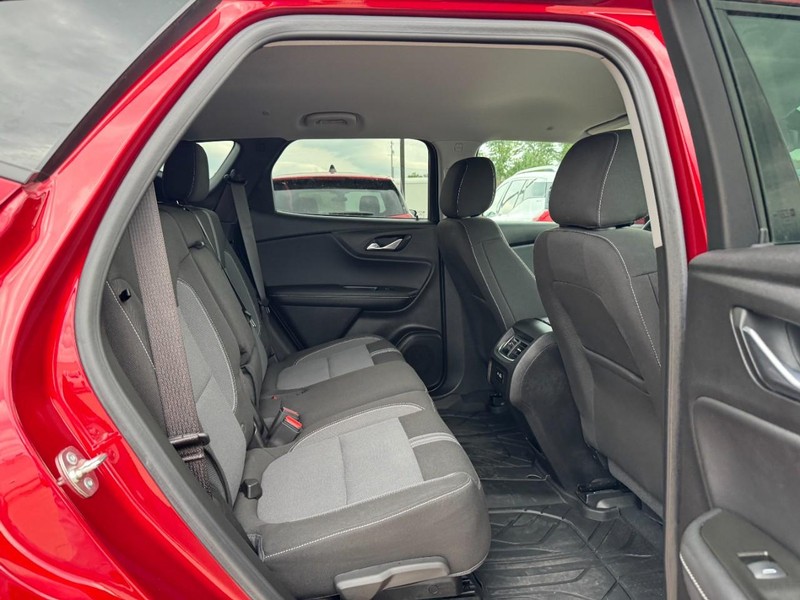 Chevrolet Blazer Vehicle Image 10