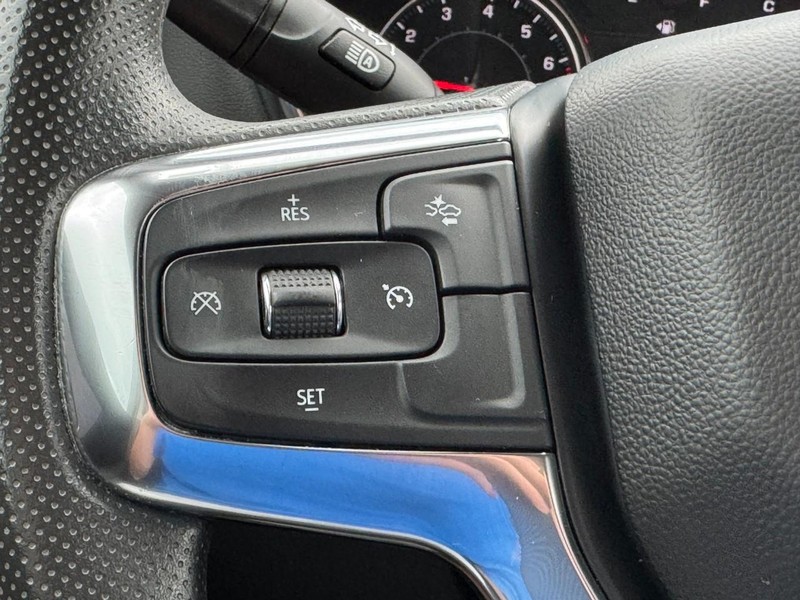 Chevrolet Blazer Vehicle Image 16
