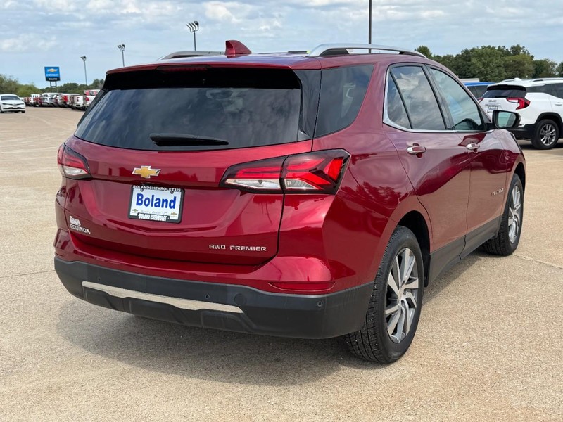 Chevrolet Equinox Vehicle Image 03