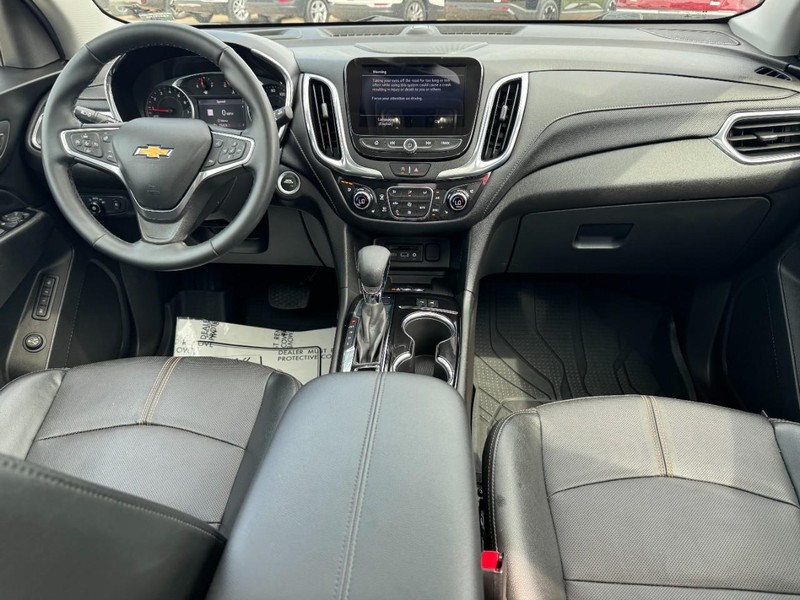 Chevrolet Equinox Vehicle Image 11