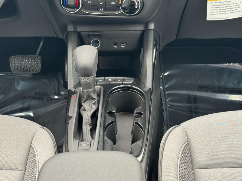 Chevrolet TrailBlazer Vehicle Image 09