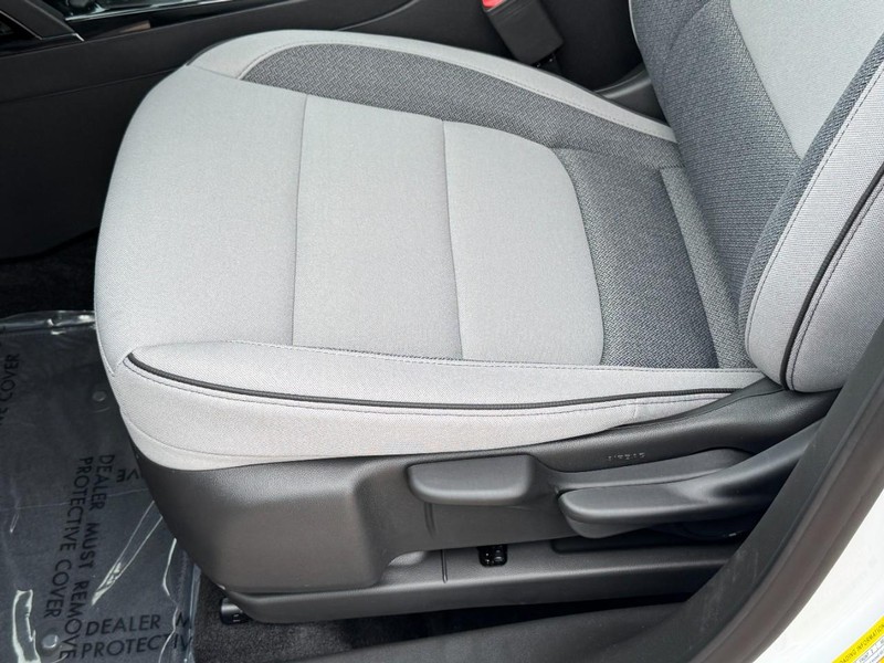 Chevrolet TrailBlazer Vehicle Image 14