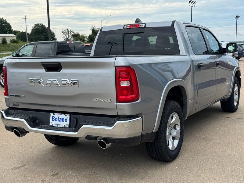 Ram 1500 Vehicle Image 03