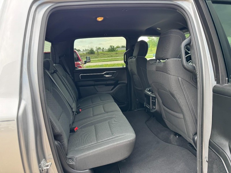 Ram 1500 Vehicle Image 10