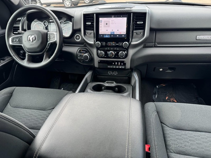 Ram 1500 Vehicle Image 11