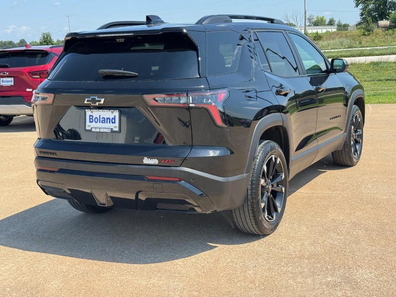 Chevrolet Equinox Vehicle Image 03