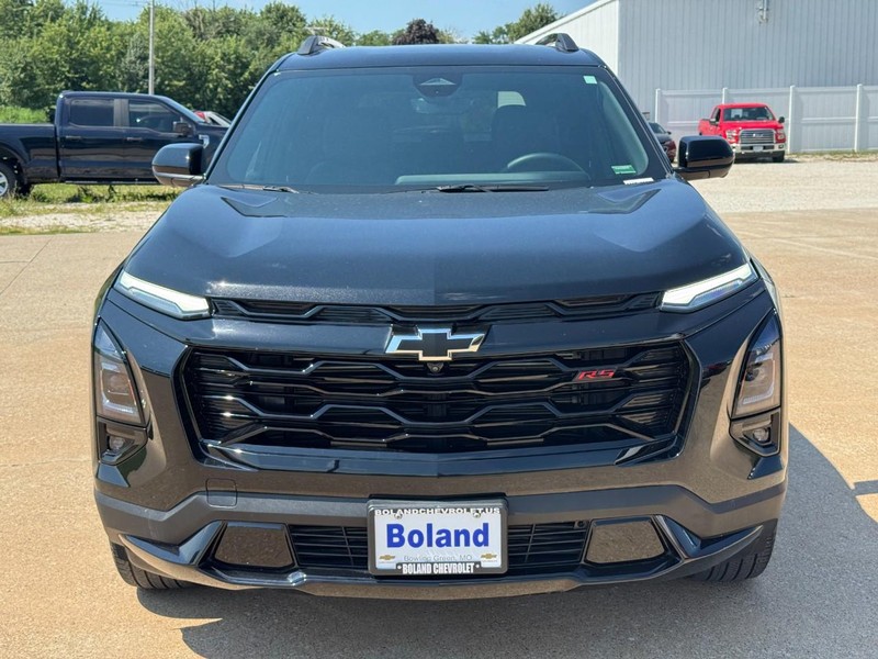 Chevrolet Equinox Vehicle Image 09