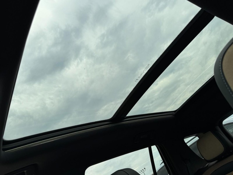 Chevrolet Equinox Vehicle Image 11