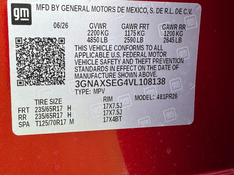 Chevrolet Equinox Vehicle Image 18