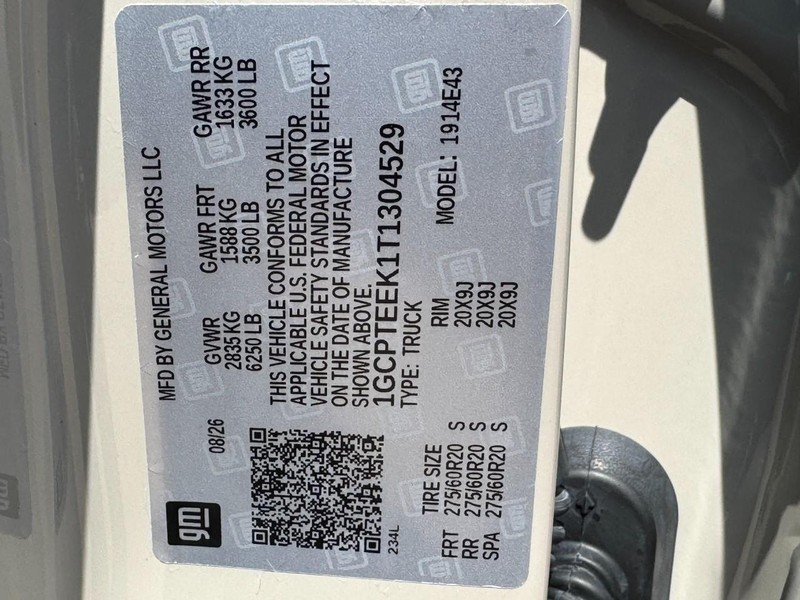 Chevrolet Colorado Vehicle Image 16