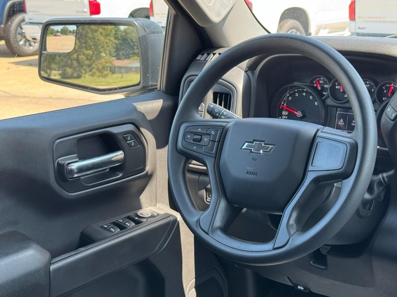Chevrolet Silverado 1500 Vehicle Image 07
