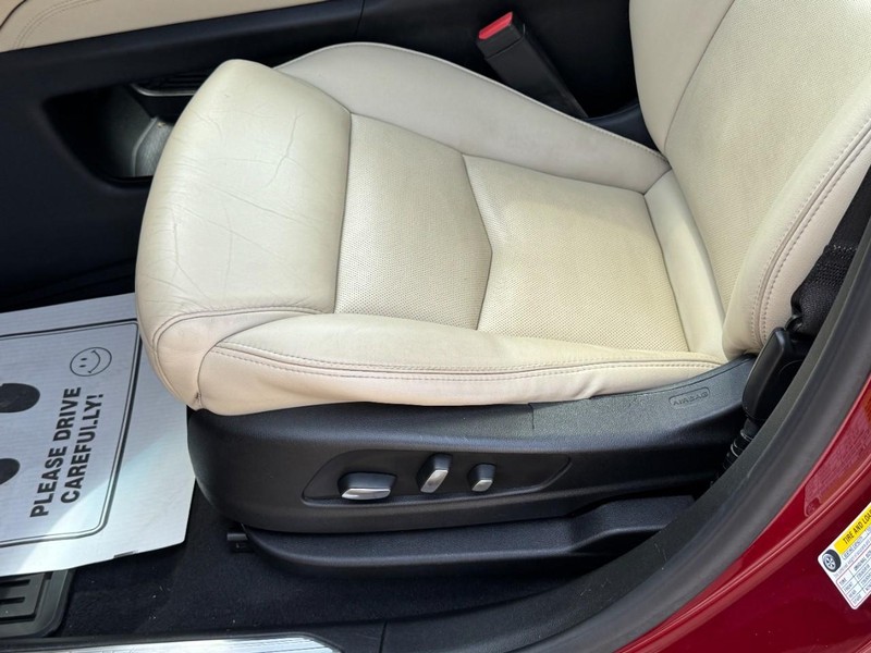 Cadillac XT5 Vehicle Image 24