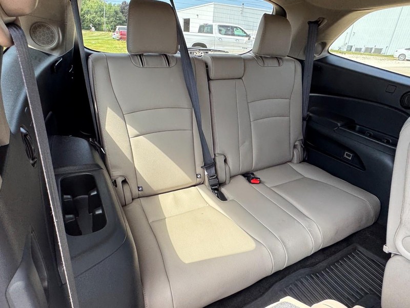 Honda Pilot Vehicle Image 12