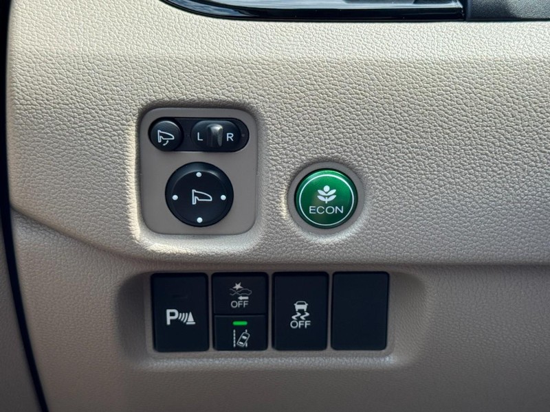 Honda Pilot Vehicle Image 19