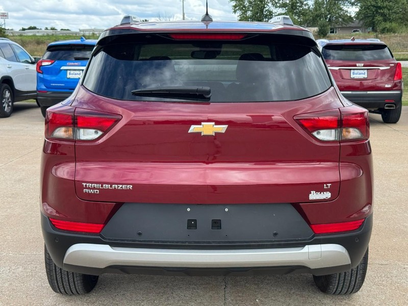 Chevrolet TrailBlazer Vehicle Image 04