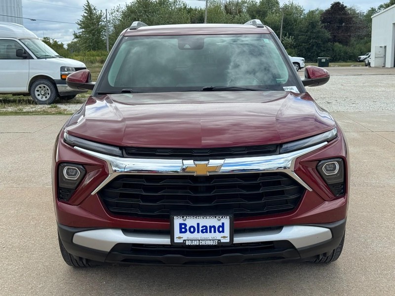Chevrolet TrailBlazer Vehicle Image 09