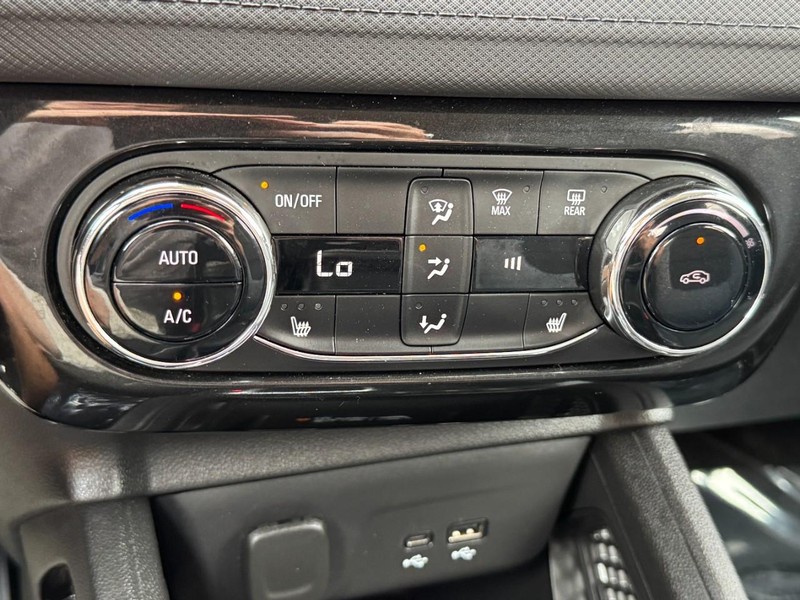 Chevrolet TrailBlazer Vehicle Image 20