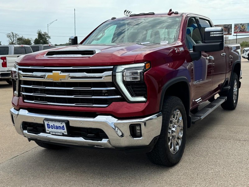Chevrolet Silverado 2500HD Vehicle Image 08