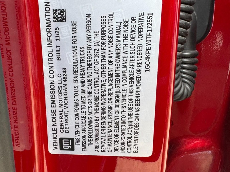 Chevrolet Silverado 2500HD Vehicle Image 25