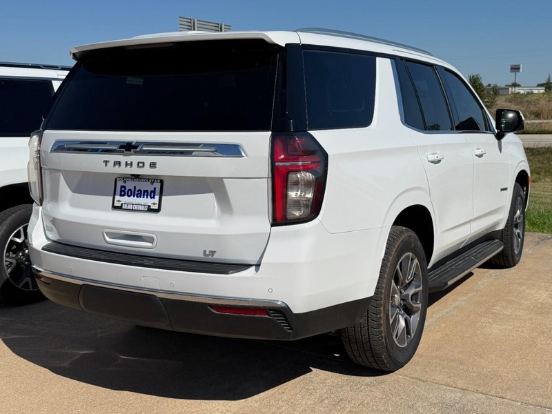 Chevrolet Tahoe Vehicle Image 03
