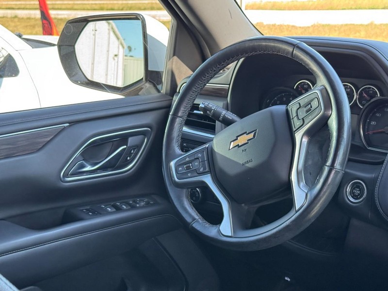 Chevrolet Tahoe Vehicle Image 13