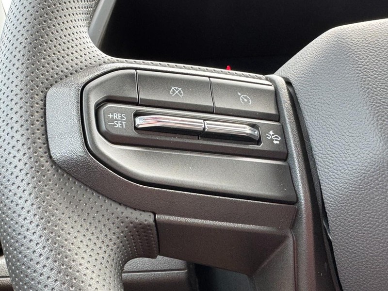 Chevrolet Colorado Vehicle Image 10
