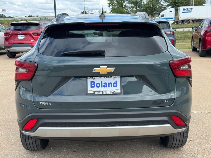 Chevrolet Trax Vehicle Image 04