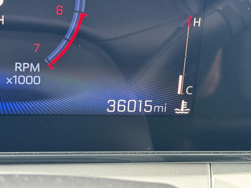 Chevrolet Trax Vehicle Image 18