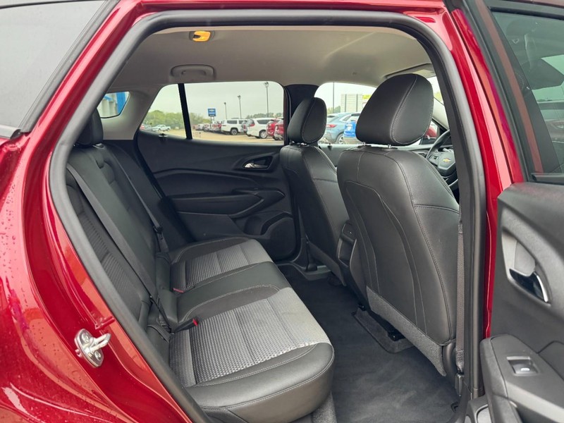 Chevrolet Trax Vehicle Image 10