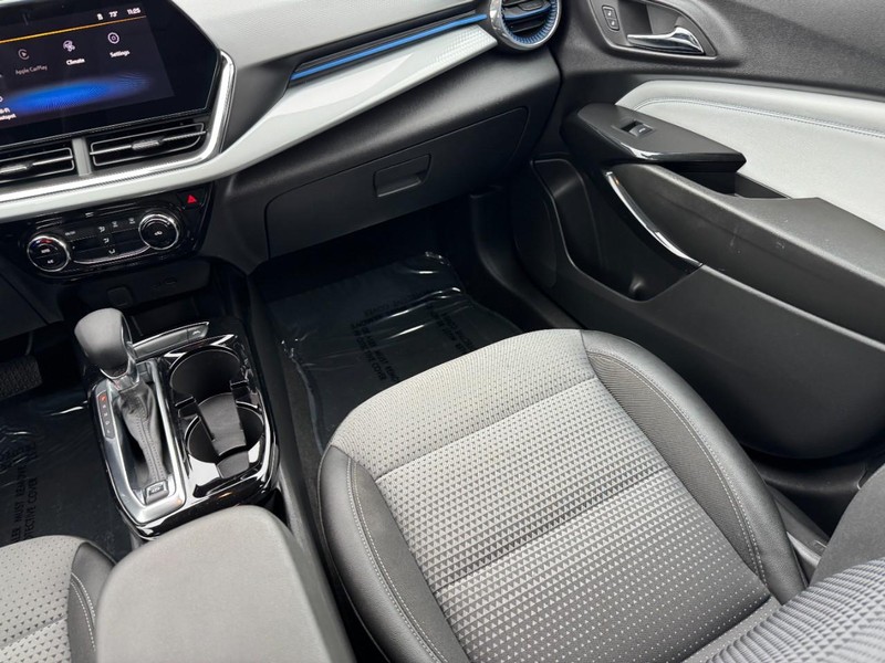 Chevrolet Trax Vehicle Image 15
