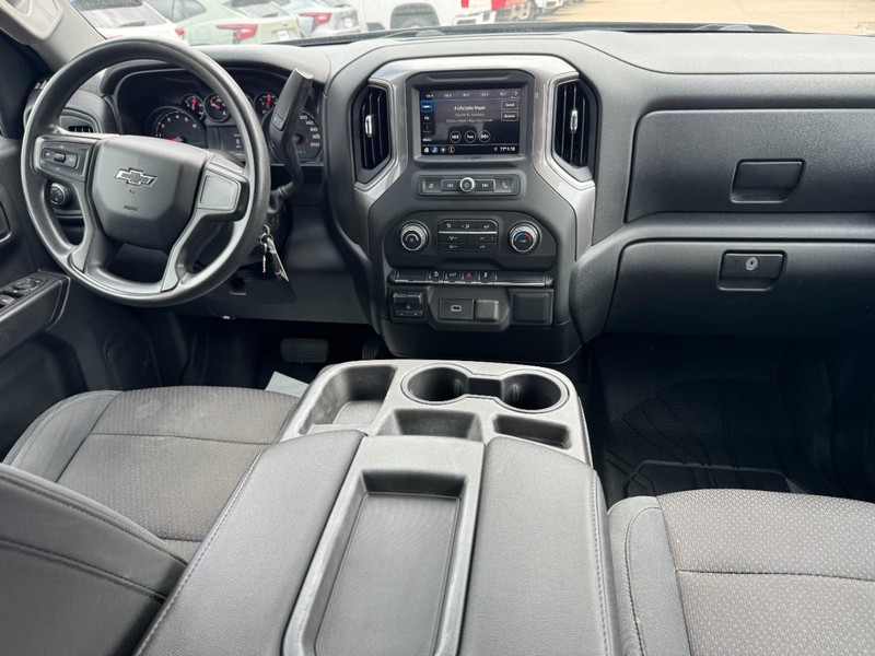 Chevrolet Silverado 1500 Vehicle Image 11