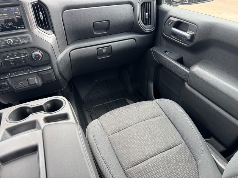 Chevrolet Silverado 1500 Vehicle Image 15