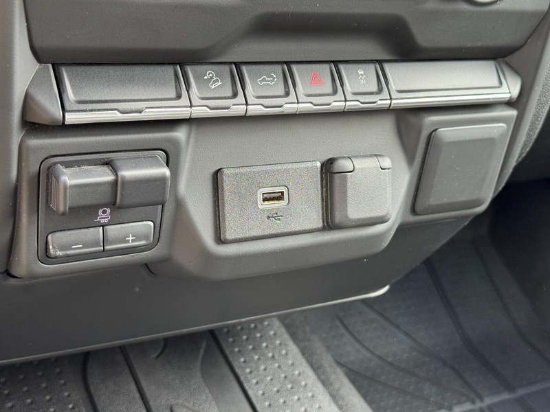 Chevrolet Silverado 1500 Vehicle Image 18