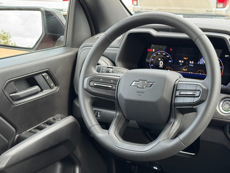 Chevrolet Colorado Vehicle Image 07