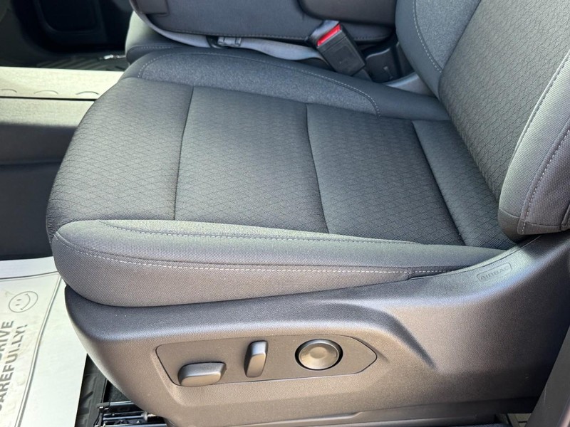 Chevrolet Silverado 1500 Vehicle Image 13