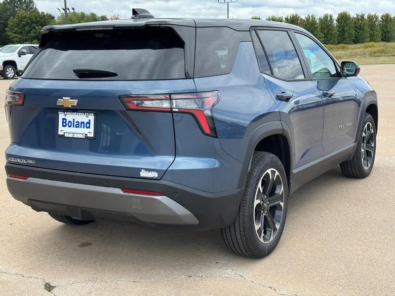 Chevrolet Equinox Vehicle Image 03