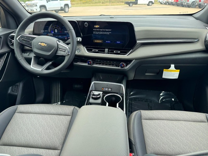 Chevrolet Equinox Vehicle Image 06
