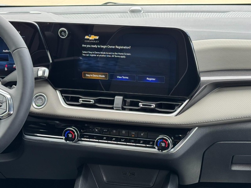 Chevrolet Equinox Vehicle Image 08