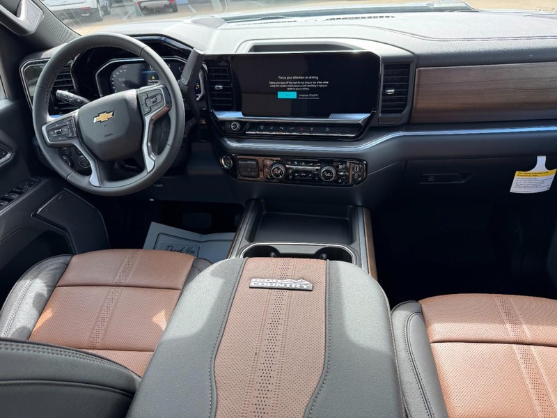 Chevrolet Silverado 3500HD Vehicle Image 07