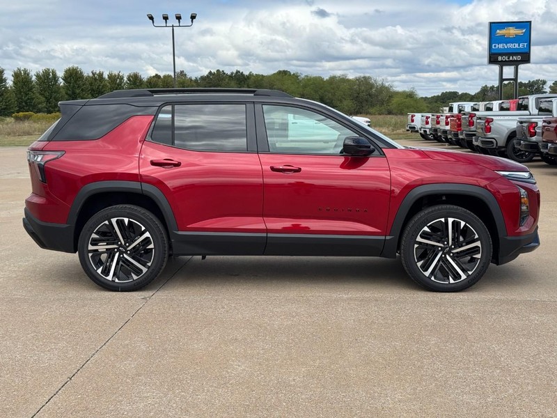 Chevrolet Equinox Vehicle Image 02